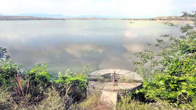 HNSS: చెరువులకు చేరుతున్న కృష్ణా నీరు