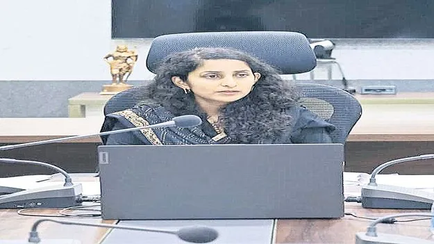 రైతులకు విరివిగా రుణాలు