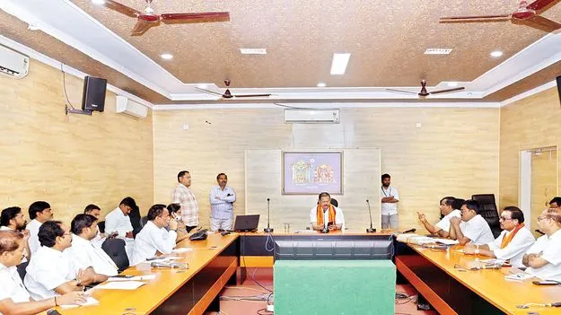 అధికారిక వెబ్‌సైట్లు వినియోగించుకోండి 