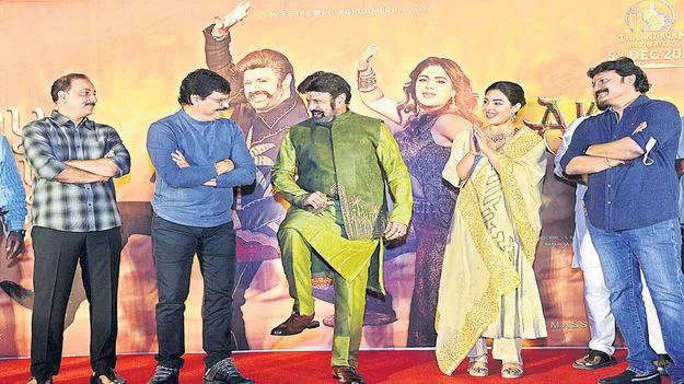 అప్పన్న సన్నిధిలో ‘అఖండ-2’ టీమ్‌