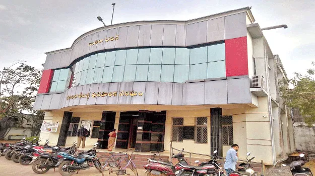 బిల్లులు ఎప్పుడిస్తారో?