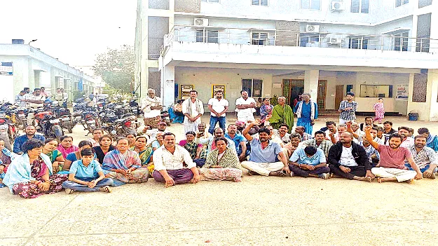 కర్రెన్న మృతిపై వాస్తవాలు తేల్చాలి