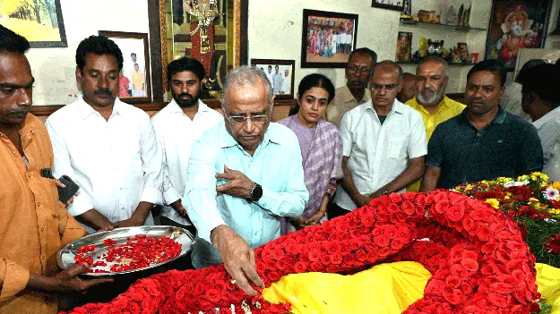 ఎన్టీయార్‌ రాజుకు ఘన నివాళి