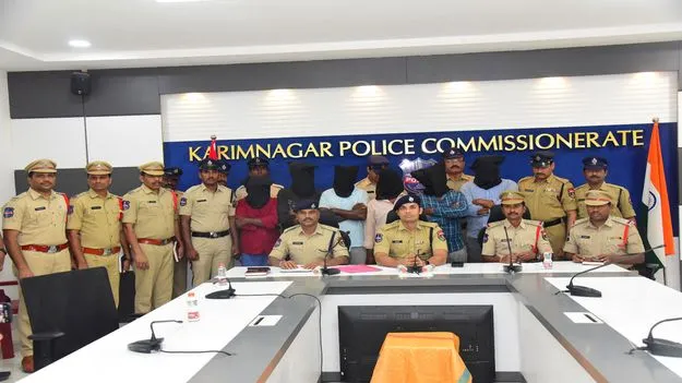 దొంగతనాల కేసుల్లో ఆరుగురి అరెస్టు 