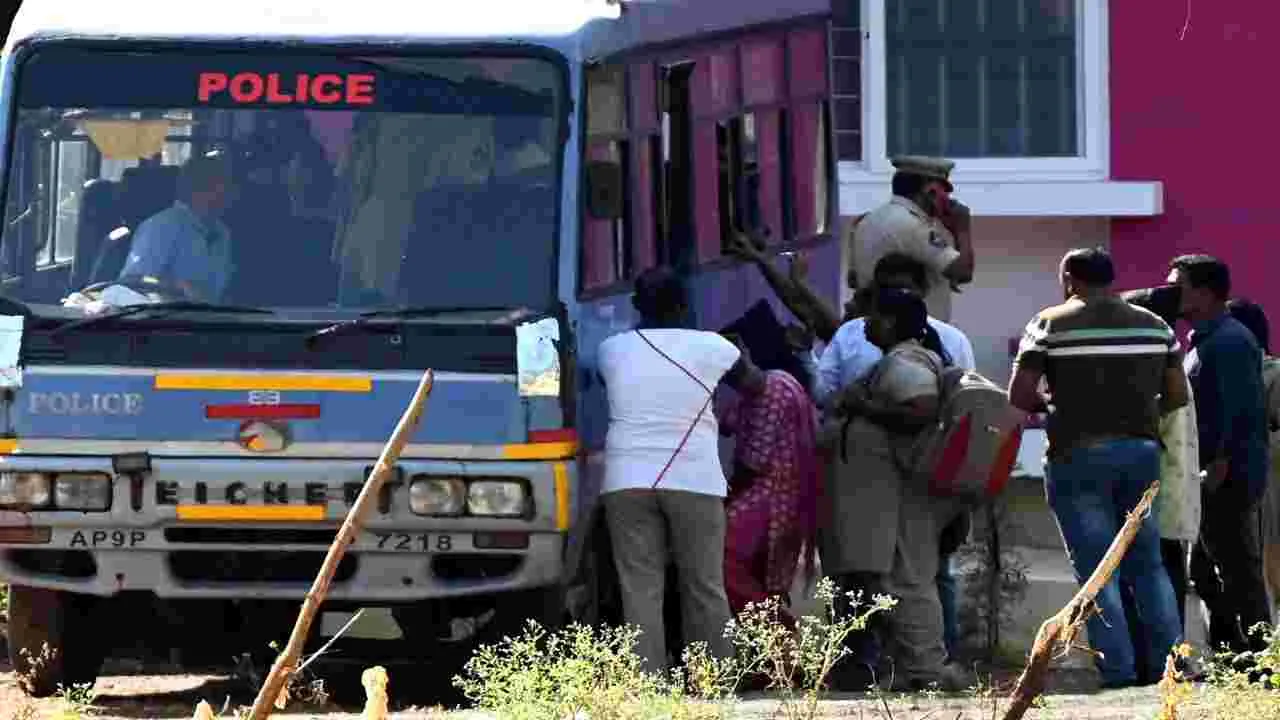 క్షణ క్షణం ఉత్కంఠ!