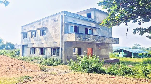 సచివాలయ భవనం పూర్తయ్యేనా?