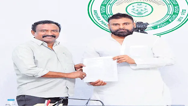 కోనసీమలో కొబ్బరిబోర్డుకు ఏర్పాటుకు కృషి