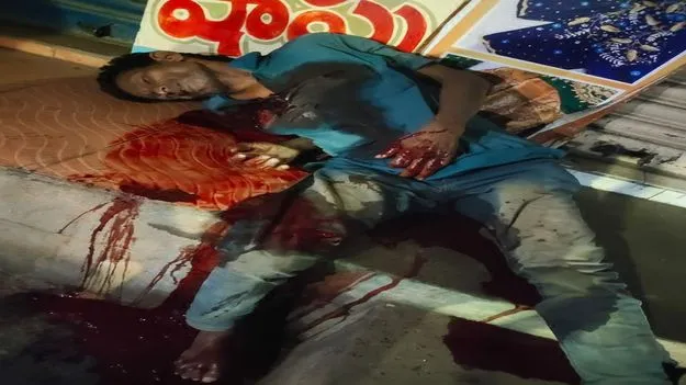 రూ.10 కోసం ప్రాణం తీశాడు!