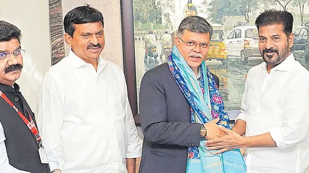 CM Revanth Reddy: తక్కువ వడ్డీతో రుణాలివ్వండి 