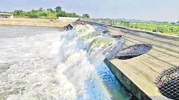 Godavari Water Released to Krishna Delta: కృష్ణా డెల్టాకు గోదారమ్మ పరుగులు