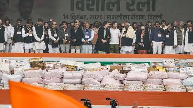 Rahul Gandhi Alleges BJP Engaged in Vote Fraud: సత్యానికి అసత్యానికి మధ్య పోరాటం