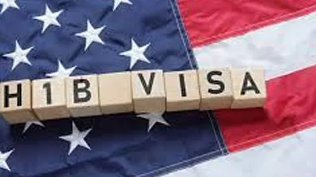 H-1B Visa Interviews: హెచ్‌-1బీ ఇంటర్వ్యూలు అక్టోబరుకు వాయిదా! 