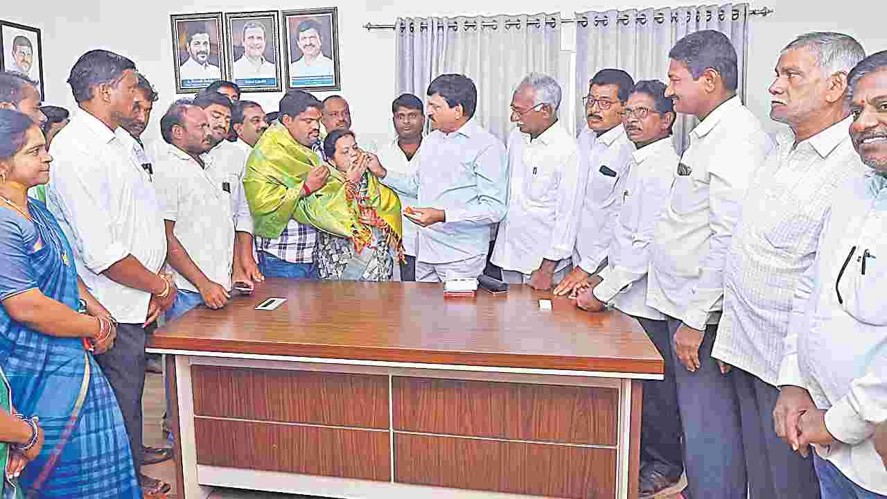 Revenue Minister Ponguleti Srinivas Reddy: కొత్త సర్పంచులు ప్రజల నమ్మకాన్ని నిలబెట్టాలి