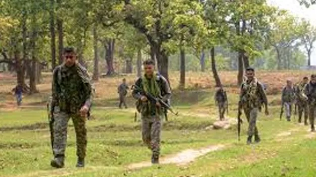 Maoist Movement: నడిచే వారేరీ? నడిపించేదెవరు?