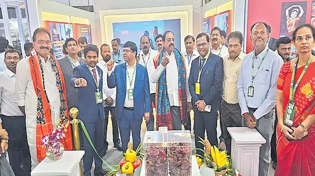 Minister Tummala: వ్యవసాయ రంగానికి సమ్మిట్‌ దిక్సూచి