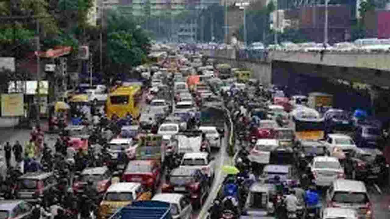 Cyberabad Traffic Fines: సైబరాబాద్‌లో ఏడాదిలో రూ.239.37కోట్ల చలాన్లు