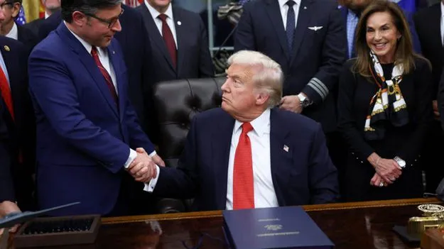 President Donald Trump: అమెరికాలో ముగిసిన 43 రోజుల షట్‌డౌన్‌ 