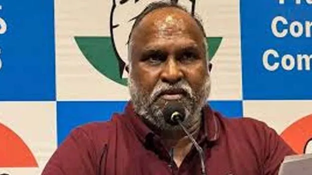 TPCC Leader Jaggareddy: సోనియాగాంధీకి ఆరు గ్యారెంటీలపై లేఖ రాయడం కాదు..ముందు ప్రధాని మోదీకి లేఖ రాయి