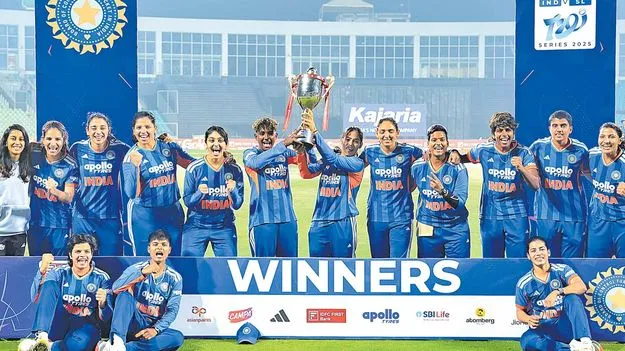 India women cricket: అమ్మాయిలు 5/5