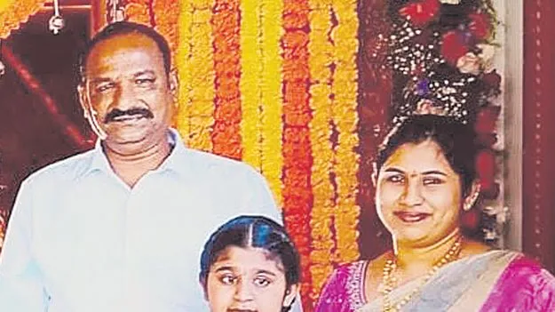 Family Feud: రియల్‌ ఎస్టేట్‌ వ్యాపారి హత్య