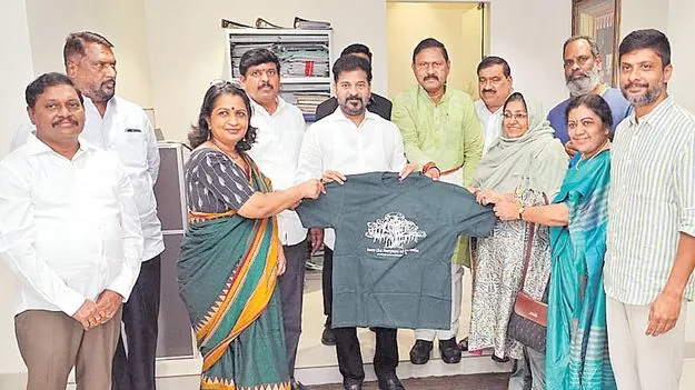 CM Revanth Reddy: యుద్ధప్రాతిపదికన చేవెళ్ల, మన్నెగూడ రహదారి విస్తరణ