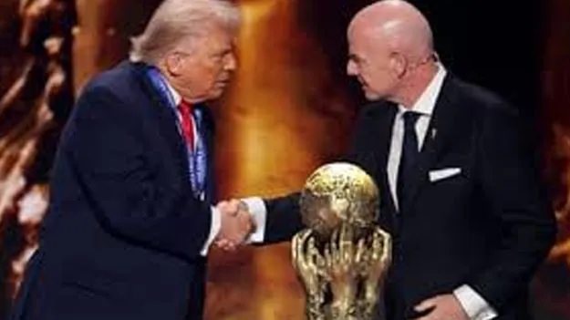 Donald Trump: ట్రంప్‌కు ఫిఫా శాంతి బహుమతి
