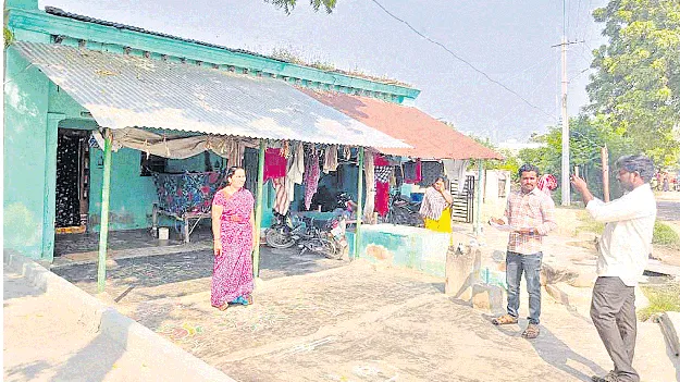 ‘దొనకొండ’లో గృహ నిర్మాణాలకు 940 మంది అర్హులు