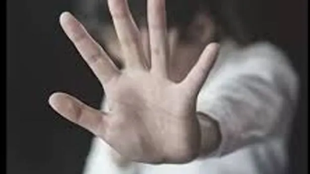 Nursery Girl Assaulted: నేలకేసి బాది.. కాలితో తొక్కి..