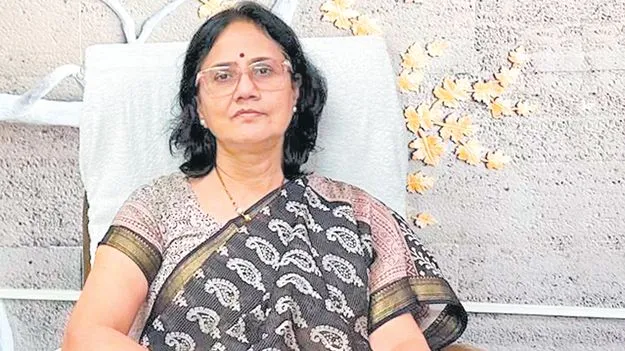 Justice Radharani: విమానాల ఆలస్యంపైనా కేసులు వేయొచ్చు
