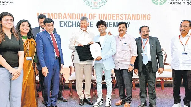 AP Launches Driver cum Guide Service: రాష్ట్రంలో డ్రైవర్‌ కం గైడ్‌