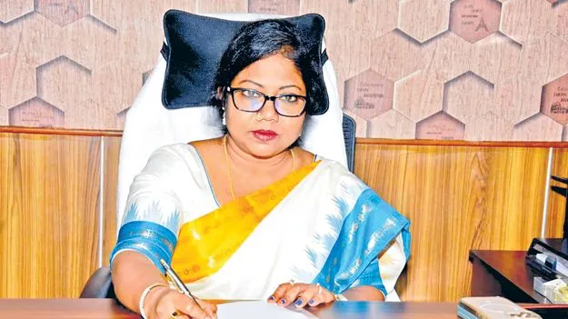 Roshni Korati: విశాఖ పోర్టు డిప్యూటీ చైర్‌పర్సన్‌గా రోష్ని