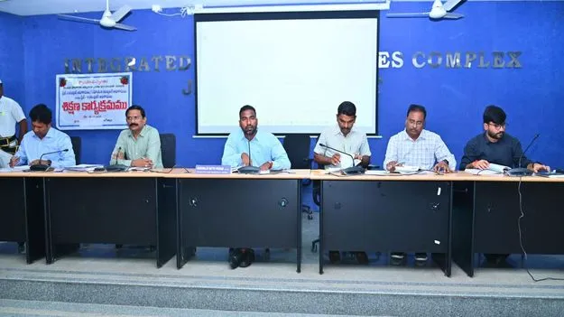 పంచాయతీ ఎన్నికలు పారదర్శకంగా నిర్వహించాలి