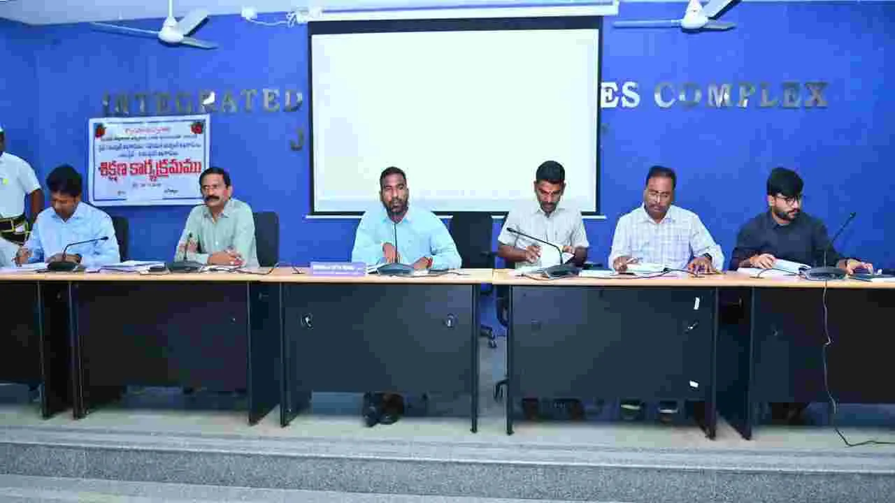 పంచాయతీ ఎన్నికలు పారదర్శకంగా నిర్వహించాలి