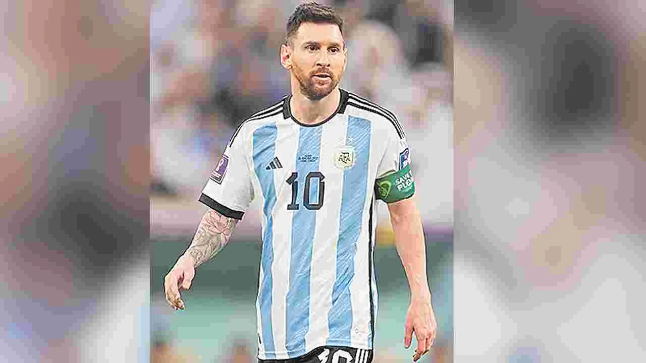 Lionel Messi: మెస్సీ వర్సెస్‌ సీఎం రేవంత్‌
