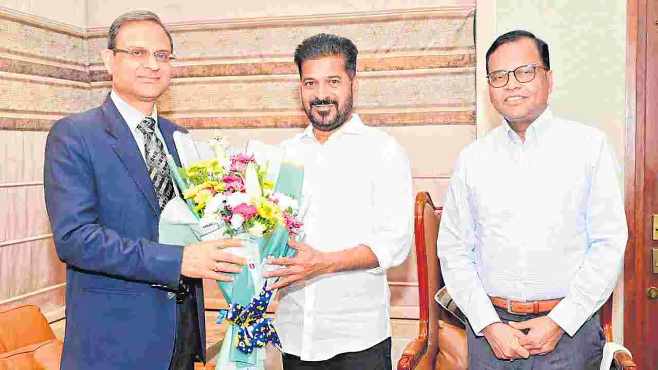 RBI Governor Sanjay Malhotra: తెలంగాణ ఆర్థిక విధానాలు భేష్‌!