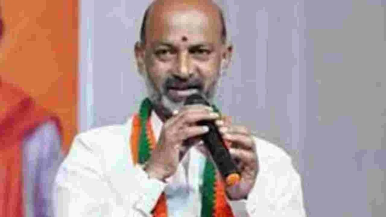 Bandi Sanjay: అవినీతి కేసుల్లో ఆ ఇద్దరు మంత్రులు జైలుకే