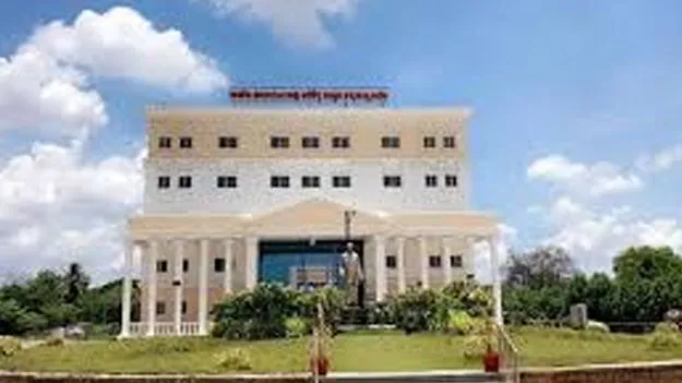 Kaloji University: కాళోజీ వర్సిటీలో గాడి తప్పిన పాలన!