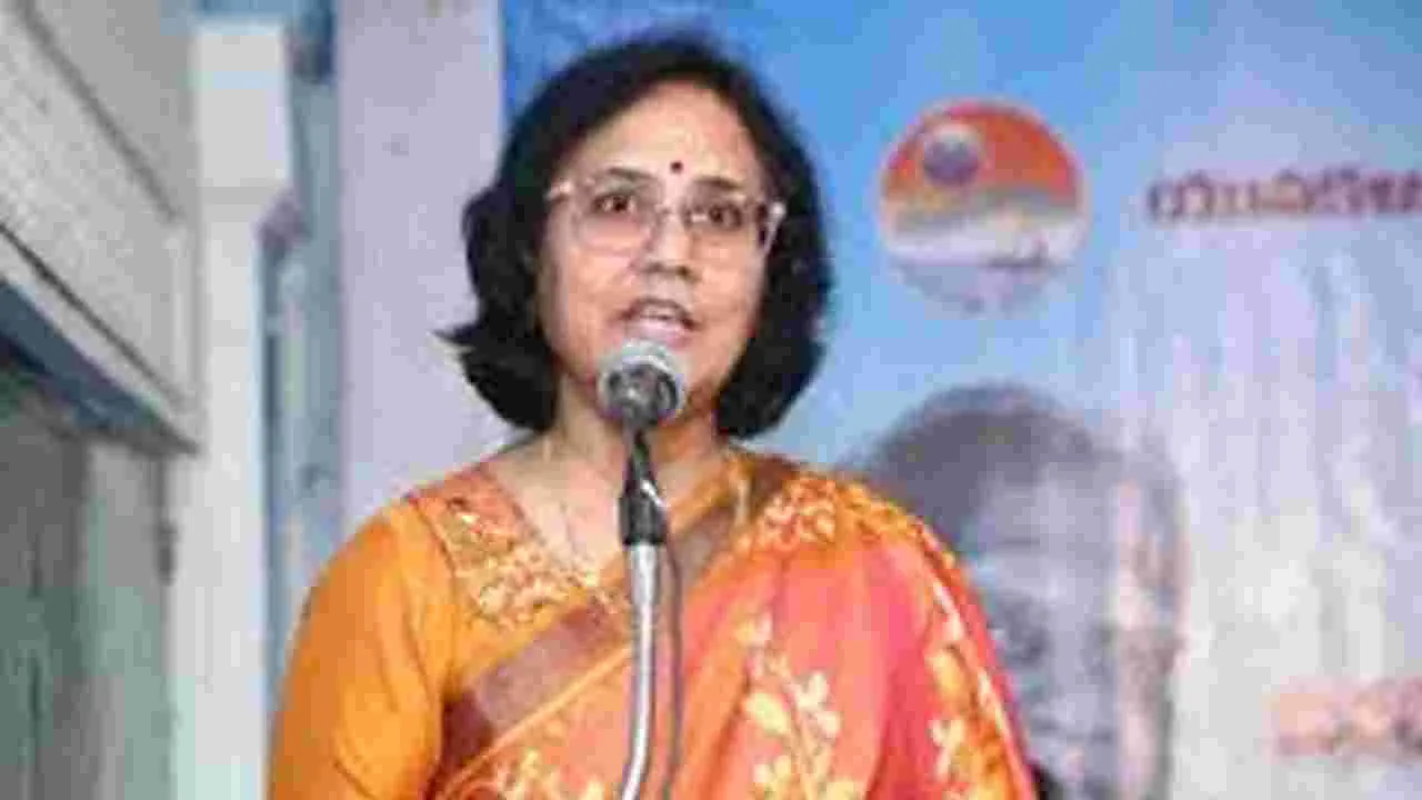 Justice G. Radharani: రాష్ట్ర వినియోగదారుల కమిషన్‌ అధ్యక్షురాలిగా..జస్టిస్‌ రాధారాణి బాధ్యతల స్వీకరణ