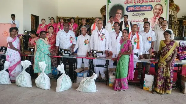 ప్రతీ ఒక్కరూ సేవా భావం కలిగి ఉండాలి