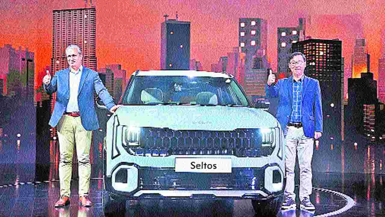 Kia Unveils All New Seltos: కియా సెల్టోస్‌ సరికొత్తగా..