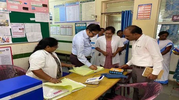 గర్భిణులు పరీక్షలు చేయించుకోవాలి