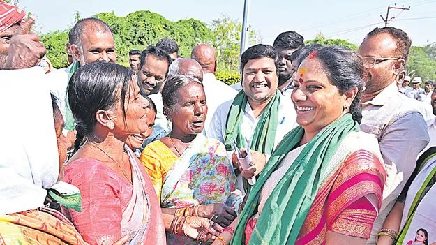 Kavita Kalvakuntla: ఆర్‌ఆర్‌ఆర్‌ భూ సేకరణలో అవినీతి
