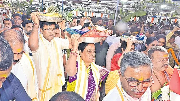 Minister Konda Surekha: వైభవంగా కొమురవెల్లి మల్లన్న కల్యాణం