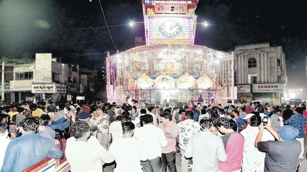 సందడే.. సందడి