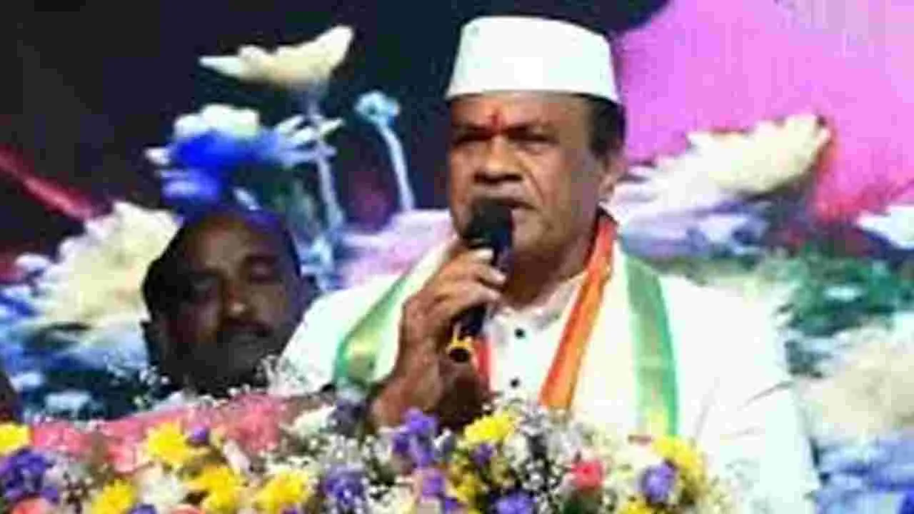 Minister Komatireddy: కేసీఆర్‌ నోరు.. యమునా నది కంటే కంపు