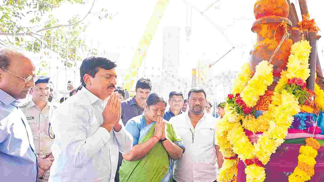 Revenue Minister Ponguleti Srinivas Reddy: మేడారం పనులపై పొంగులేటి అసంతృప్తి