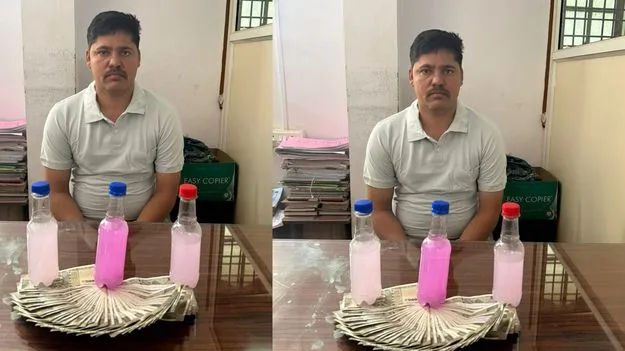 SI Caught Red Handed Taking Bribe: పీడీఎస్‌ బియ్యం అక్రమ రవాణా కేసు నిందితుడి పేరు తీసేందుకు 30 వేలు డిమాండ్‌