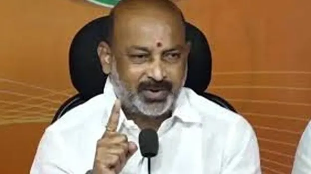 Bandi Sanjay:  చెక్‌డ్యామ్‌ల నాణ్యతపై విచారణ చేయించండి