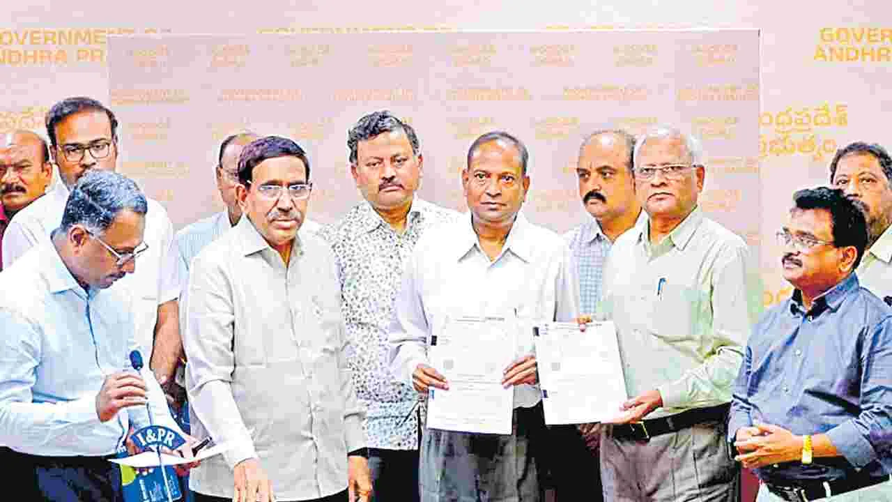 AP Govt Turns Waste into Power: గత ప్రభుత్వ చెత్తను ఊడ్చేశాం!