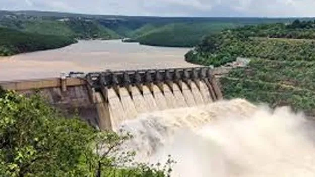 Srisailam Dam: డేంజర్‌లో శ్రీశైలం డ్యాం! 